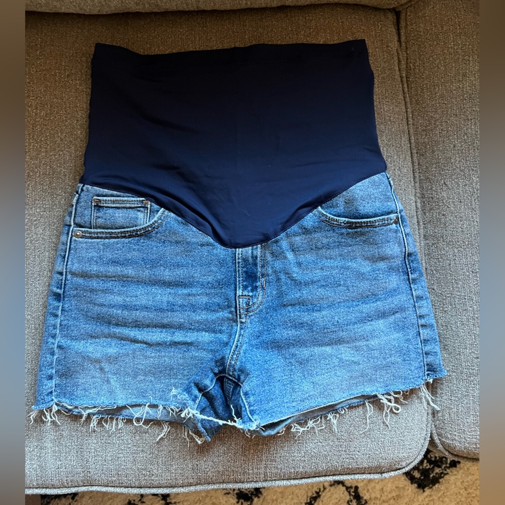 PinkBlush maternity shorts